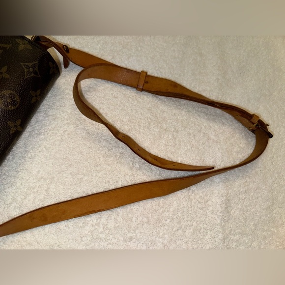 LOUIS VUITTON VINTAGE CARTOUCHIERE MM with dust bag… - Picture 11 of 16